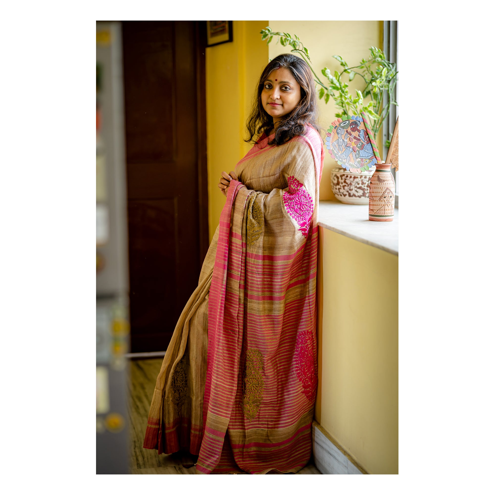 TUSSAR PAISLEY LOTUS PINK SAREE